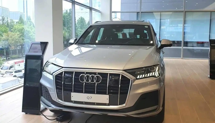 Audi Wibonmoteoseu Anyangjeonsijang Naebu - 안양시