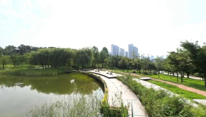 Bugseoul Ggumyisup Seuteuriteu Byu Mic 360deg - 강북구