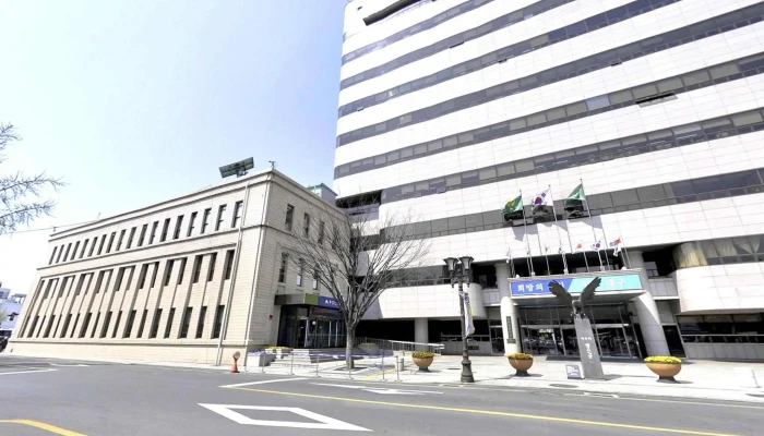 Daegugwangyeogsiceong Donginceongsa Seuteuriteu Byu Mic 360deg - 중구
