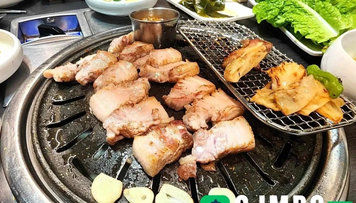 Hwago Sinsigajijeom Samgyeobsalgui - 서귀포시