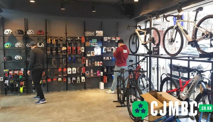 Jaieonteu Seocojeom Ggamandoljajeongeo Jeonce - 서초구