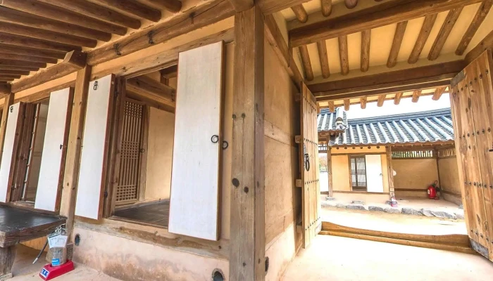 Myeongseonghwanghu Saengga Seuteuriteu Byu Mic 360deg - 여주시
